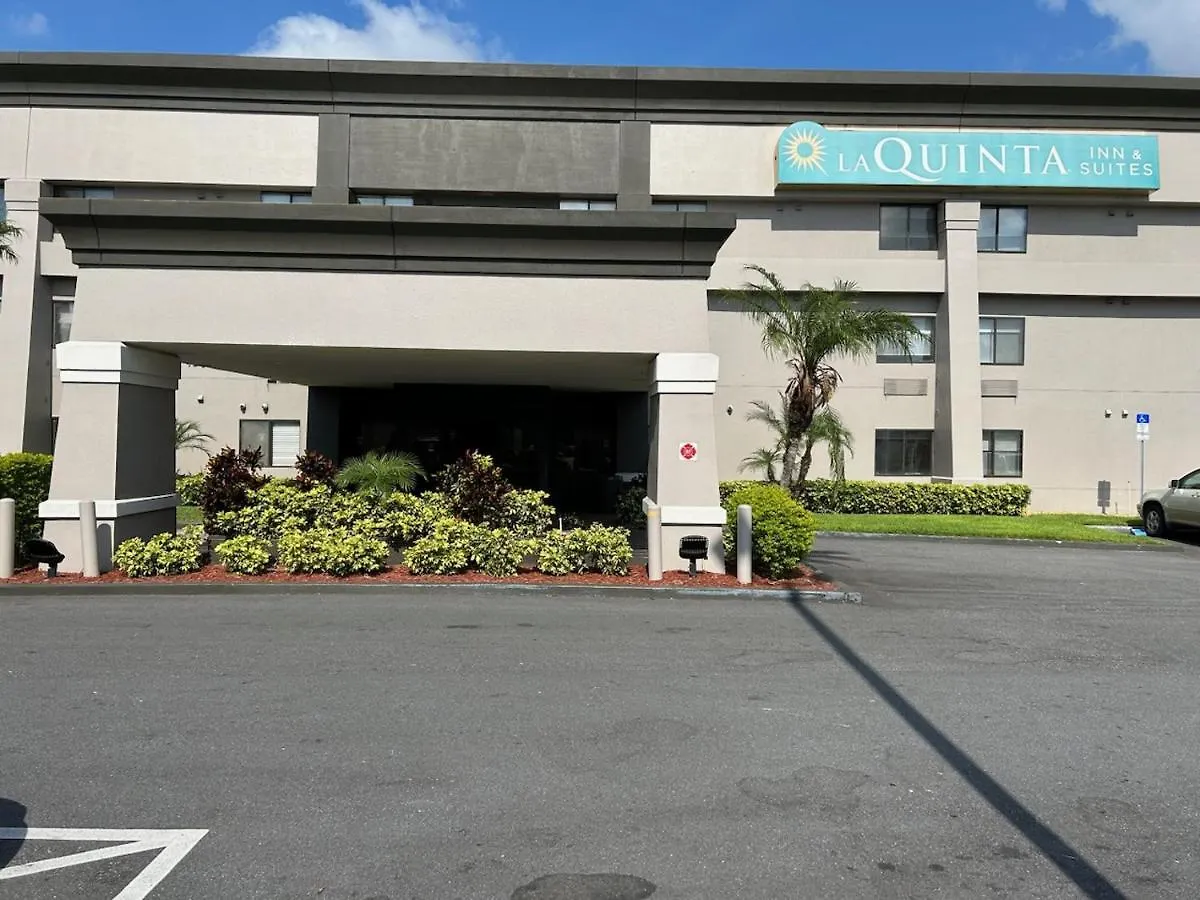 La Quinta By Wyndham Orlando South Hotel Williamsburg