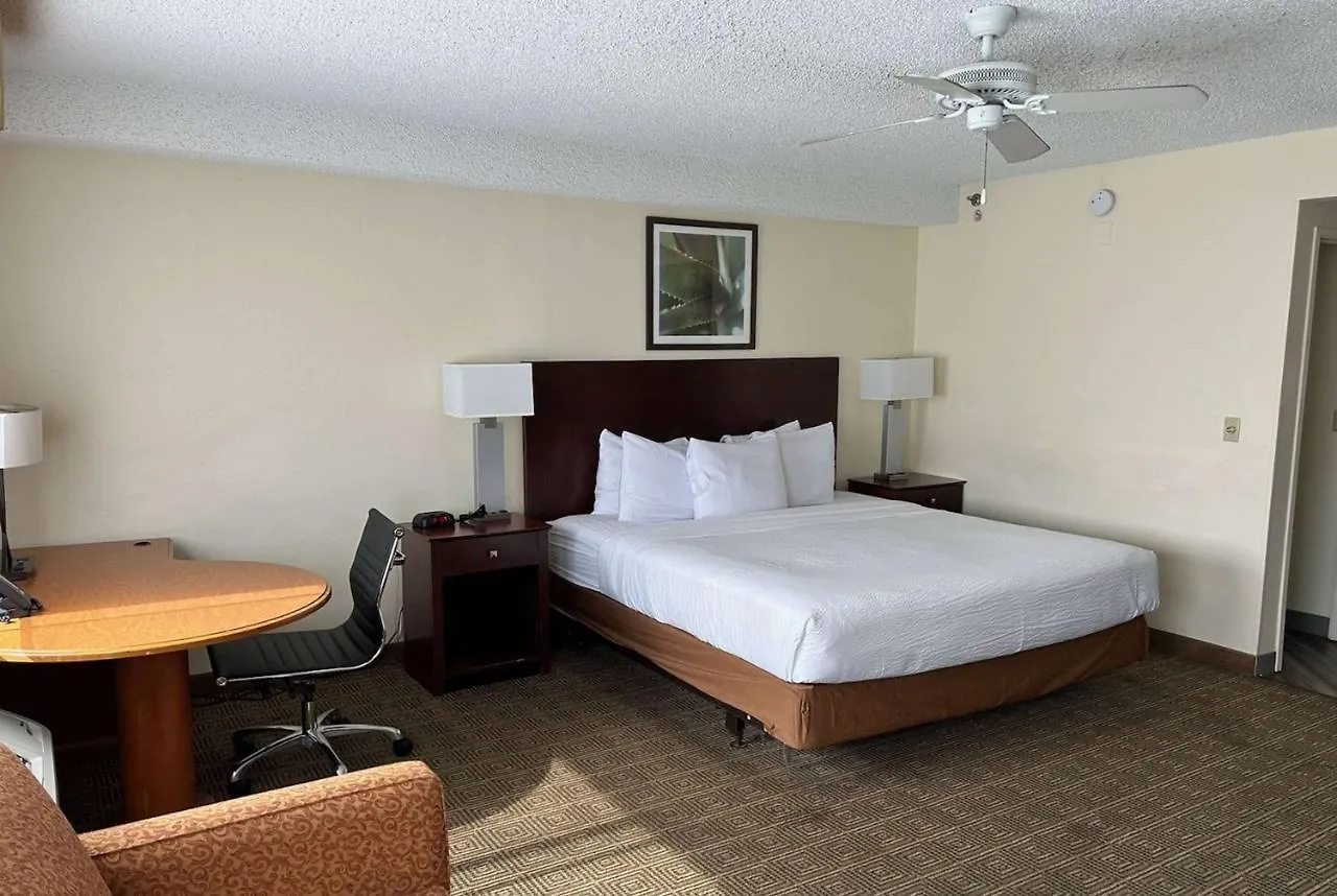 Hotel La Quinta By Wyndham Orlando South Williamsburg