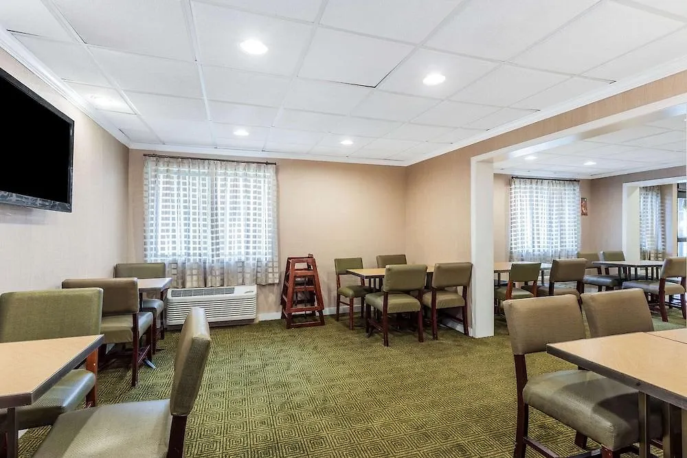 Hotel La Quinta By Wyndham Orlando South Williamsburg